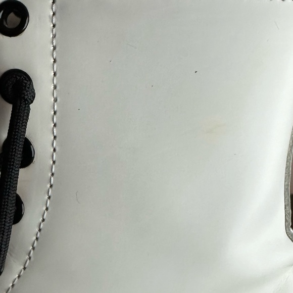 Doc Martens 1460 SMOOTH LEATHER LACE UP BOOTS - Picture 9 of 16